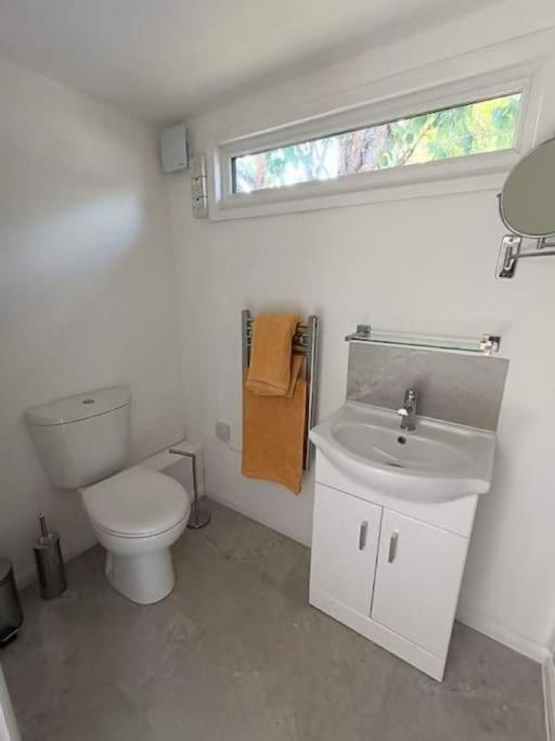 Felpham Private Lodge Close To Beaches And Goodwood מראה חיצוני תמונה